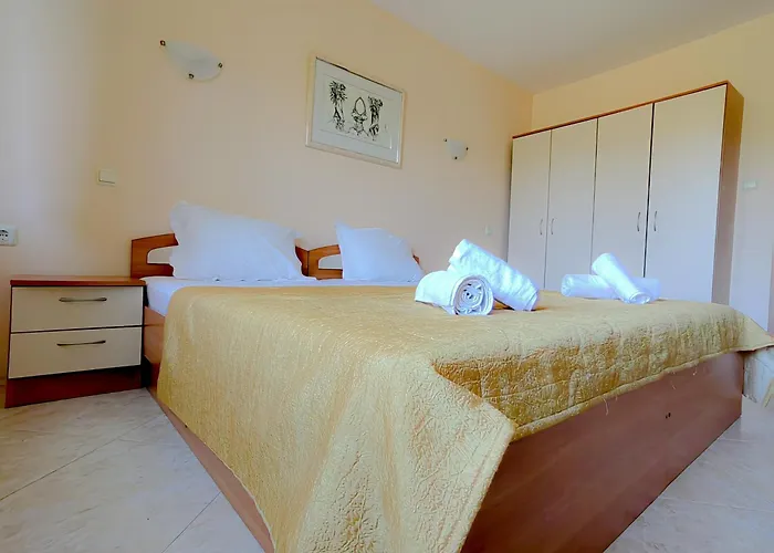 Pensión комплекс сборяна