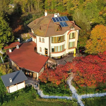 комплекс сборяна Maison d'hôtes Gramatikovo